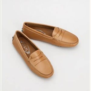 Tod’s Gommino Driving shoe Tan leather size 6 EU36
